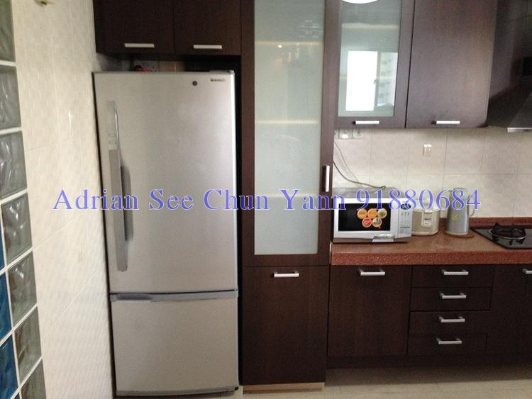 Blk 240 Jurong East Street 21 (Jurong East), HDB 5 Rooms #163959922